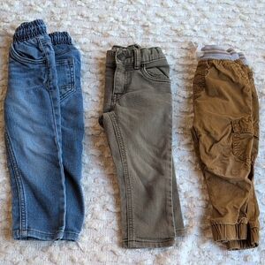 Cat & Jack Kids Jeans 2T Bundle Lot Set in Blue, Green, and Brown